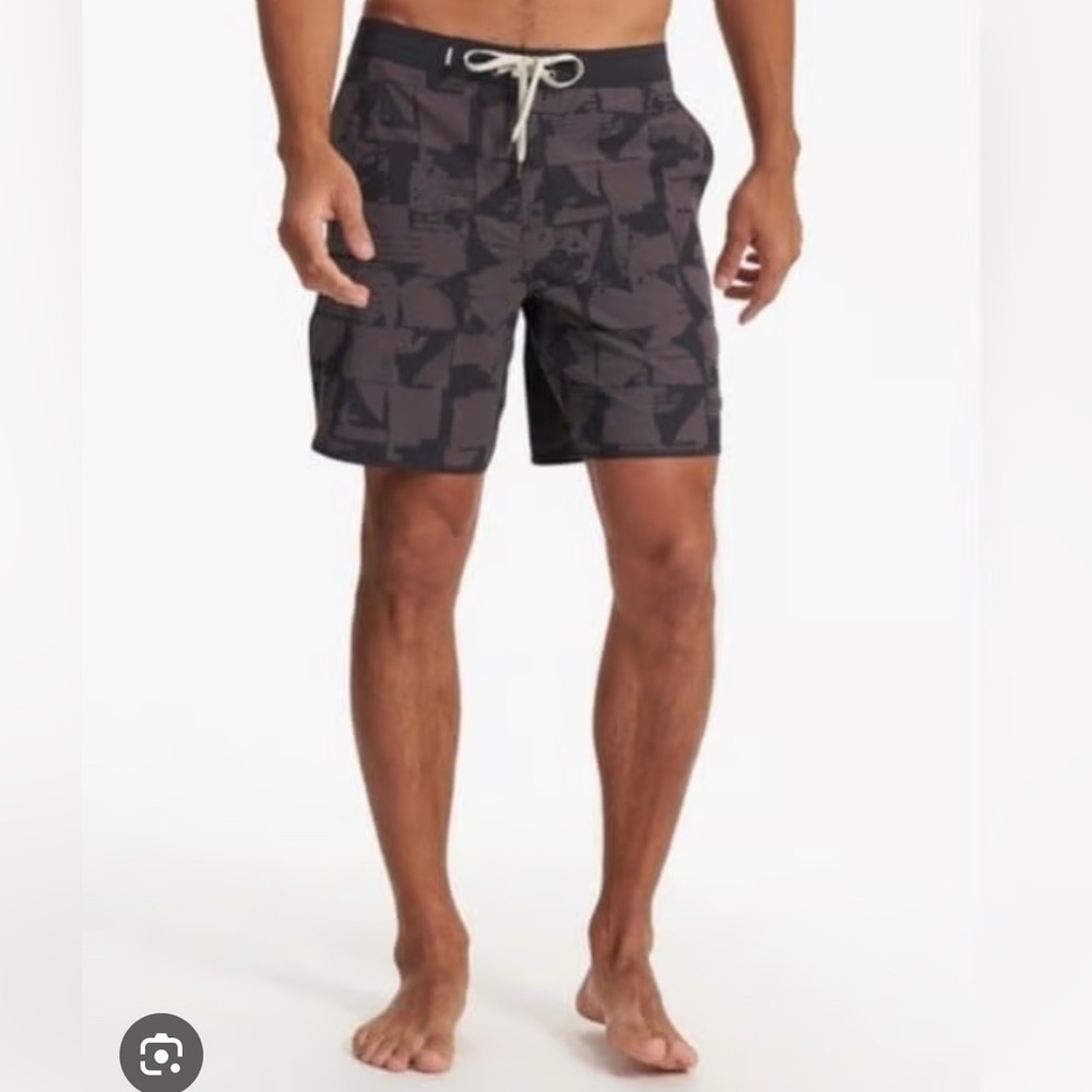 Vuori Men’s Cruise Board Shorts